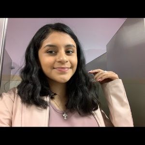 Meet your Posher, Selene